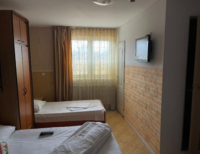 Cazare Ieftina Piatra Neamţ Extérieur photo